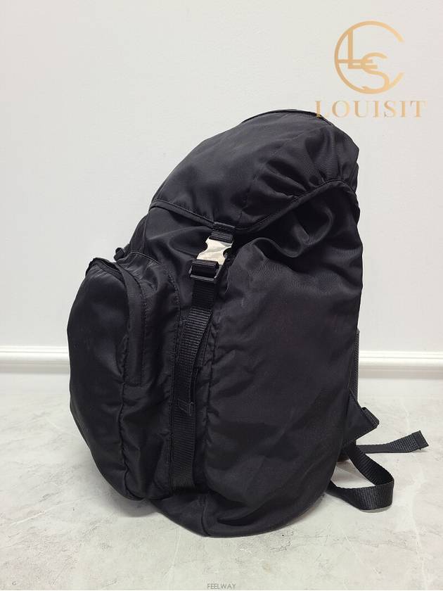 Used luxury goods Lewis It Black Tesuto nylon triangle logo backpack - PRADA - BALAAN 2