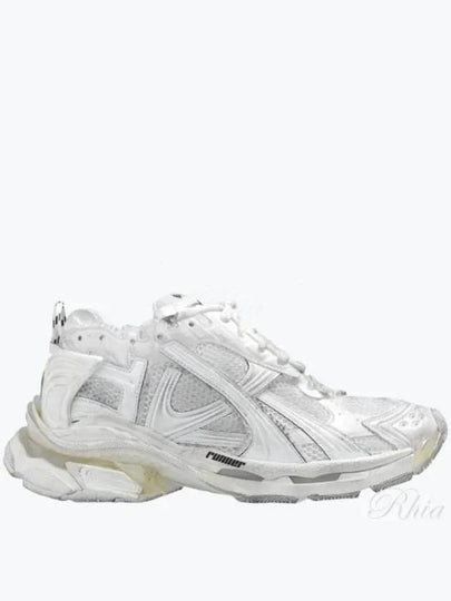 Worn Out Effect Runner Low Top Sneakers White - BALENCIAGA - BALAAN 2