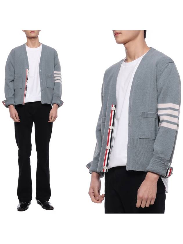 Men's Diagonal Stripe Stitch Classic Shetland Wool V-Neck Cardigan Blue - THOM BROWNE - BALAAN 3