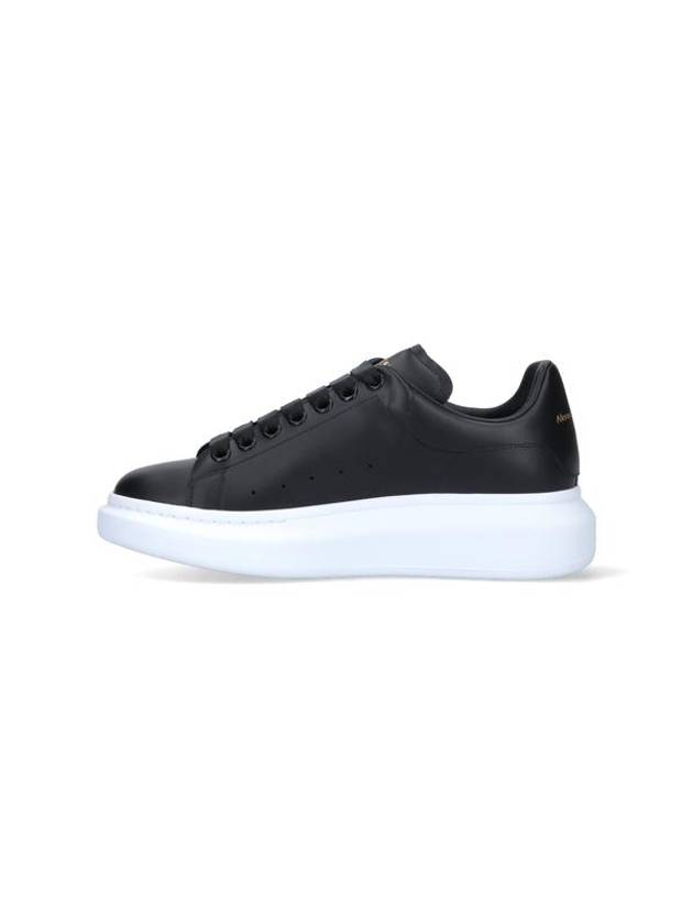 Oversized Leather Tab Low Top Sneakers Black - ALEXANDER MCQUEEN - BALAAN 4