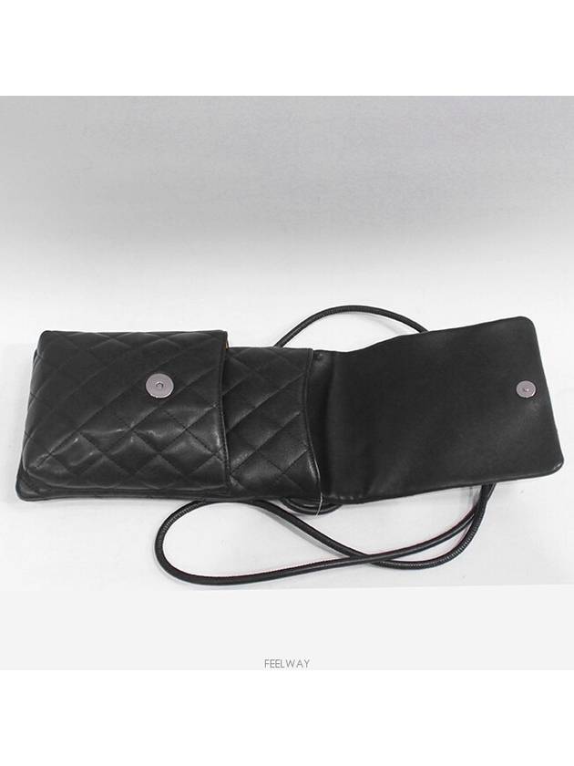 women cross bag - CHANEL - BALAAN 8