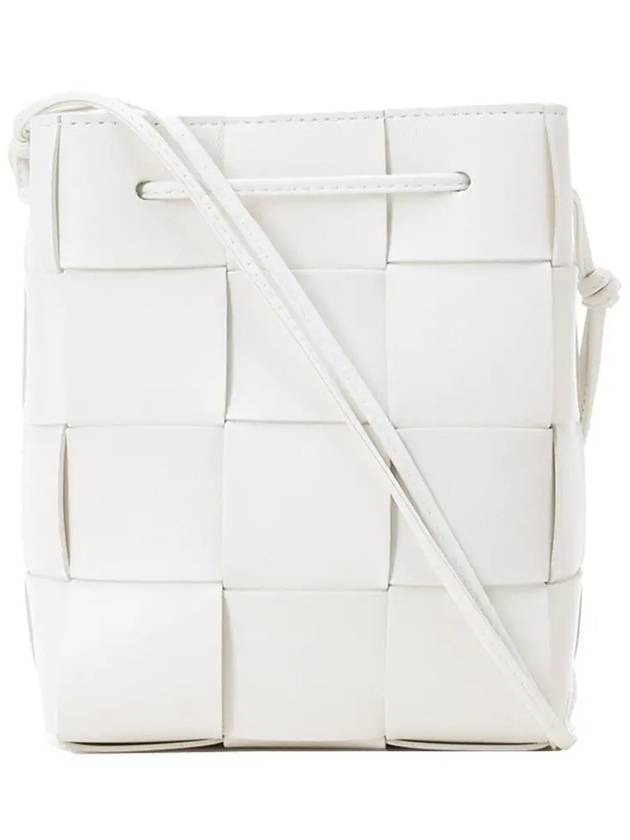 Intrecciato Cassette Small Bucket Bag White - BOTTEGA VENETA - BALAAN 2