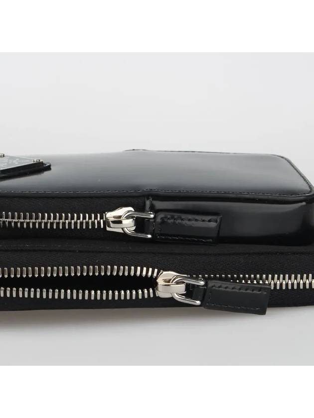 Triangle Logo Brushed Leather Phone Case Cross Bag Black - PRADA - BALAAN 4