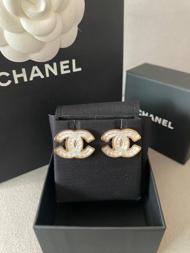 CC Logo EarringsStud White EarringsABD564 - CHANEL - BALAAN 1