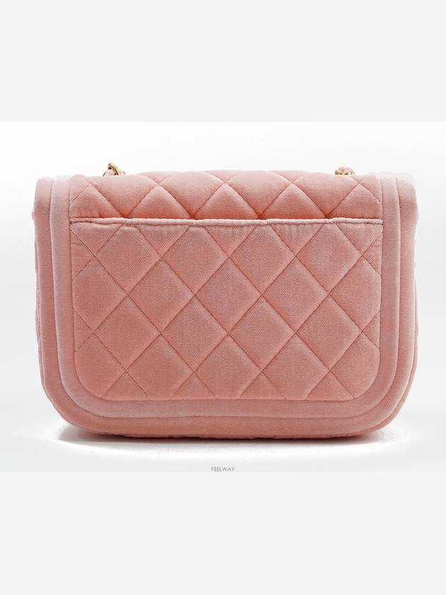 women cross bag - CHANEL - BALAAN 3