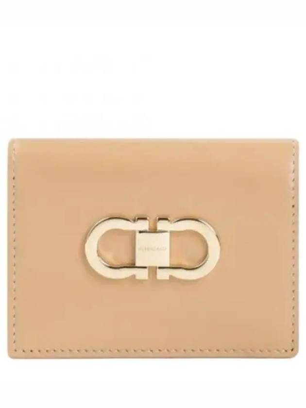 Female 22 0627 LIGHT CAME 0770857 - SALVATORE FERRAGAMO - BALAAN 1