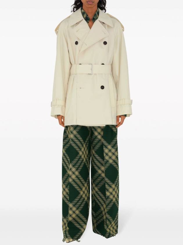 Short Gabardine Trench Coat Ivory - BURBERRY - BALAAN 4