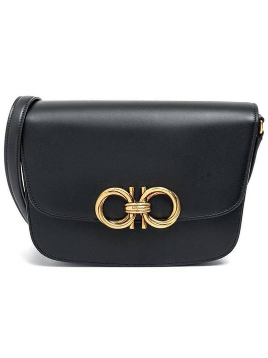 Salvatore Trapezio cross bag black - SALVATORE FERRAGAMO - BALAAN 2