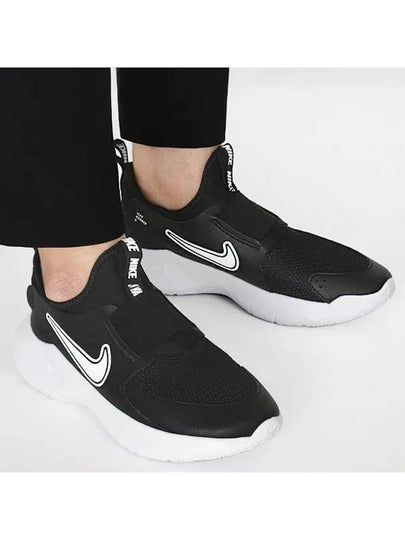 Kids Flex Runner 3 Low Top Sneakers White Black - NIKE - BALAAN 2