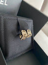 CC logo earrings stud earrings gold ABB784 - CHANEL - BALAAN 3