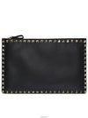 Rockstud Pebble Clutch Bag Black - VALENTINO - BALAAN 3