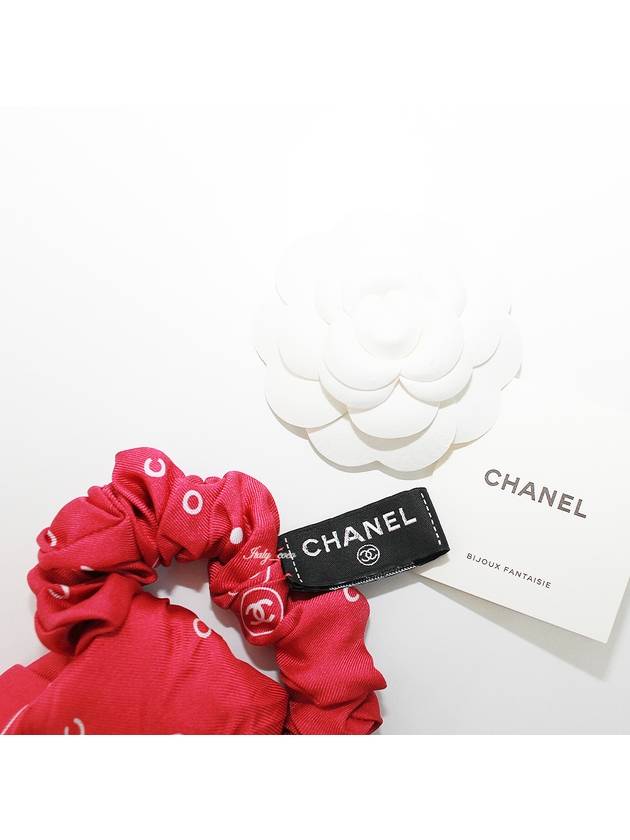 CC Logo Silk Hair Chouchou Gopchang Hair Scarf AA8331 - CHANEL - BALAAN 4