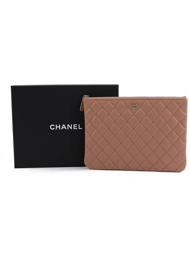 Classic Gold Caviar Medium Clutch Bag Beige - CHANEL - BALAAN 3