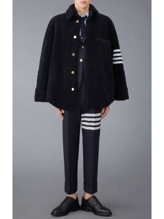 Men's 4 Bar Shearling Oversized Jacket Navy - THOM BROWNE - BALAAN 7