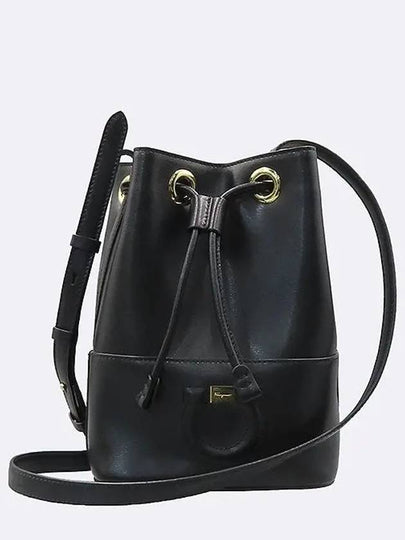 Ferragamo 21 H484 Black Leather Gancini Gold Bucket Shoulder Bag - SALVATORE FERRAGAMO - BALAAN 2