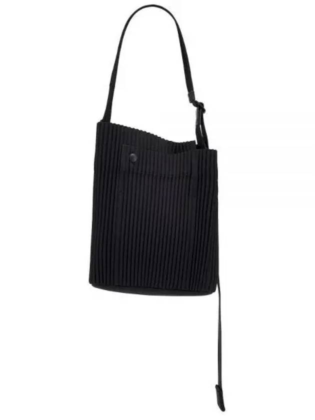 Utility Shoulder Bag Black - ISSEY MIYAKE - BALAAN 2