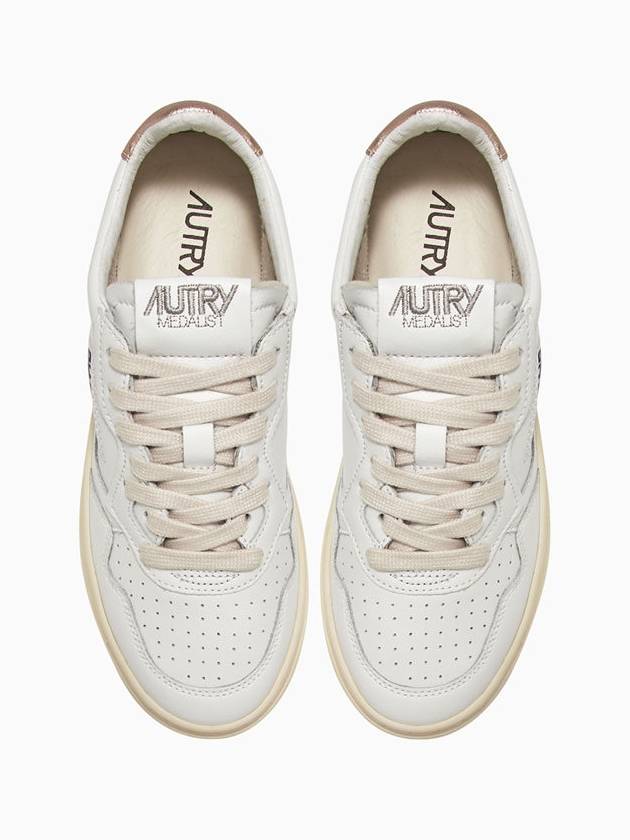 Medalist Goatskin Low Top Sneakers Gold White - AUTRY - BALAAN 5