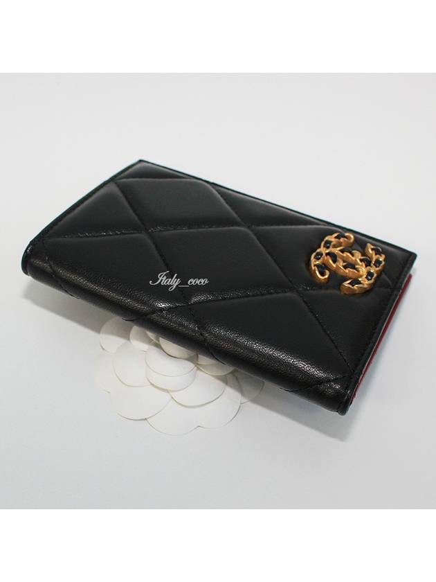 19 CC Logo Lambskin Card Wallet Black - CHANEL - BALAAN 7