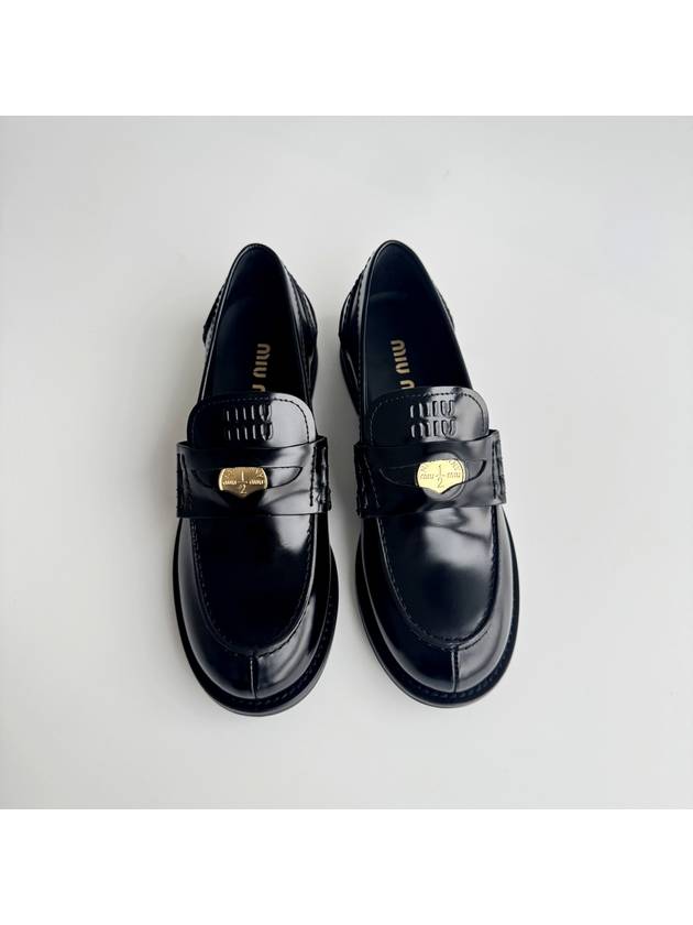 Brushed Leather Penny Loafers Black - MIU MIU - BALAAN 5