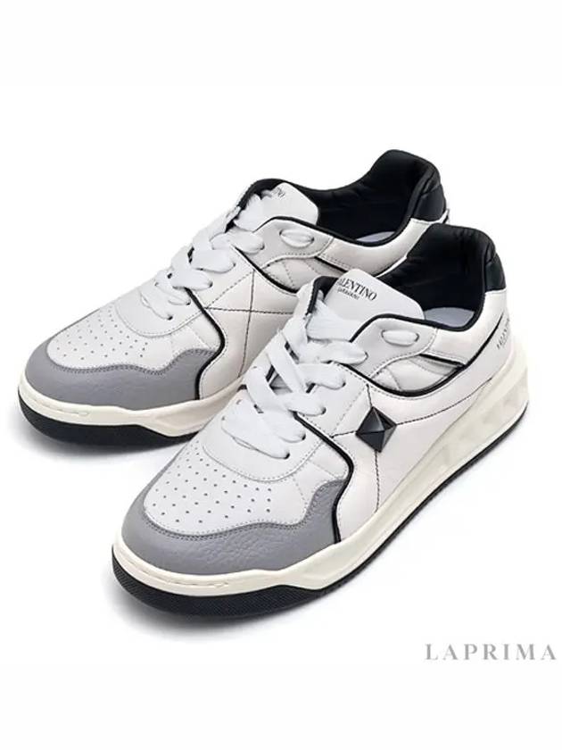 One Stud Low Top Sneakers White - VALENTINO - BALAAN 5