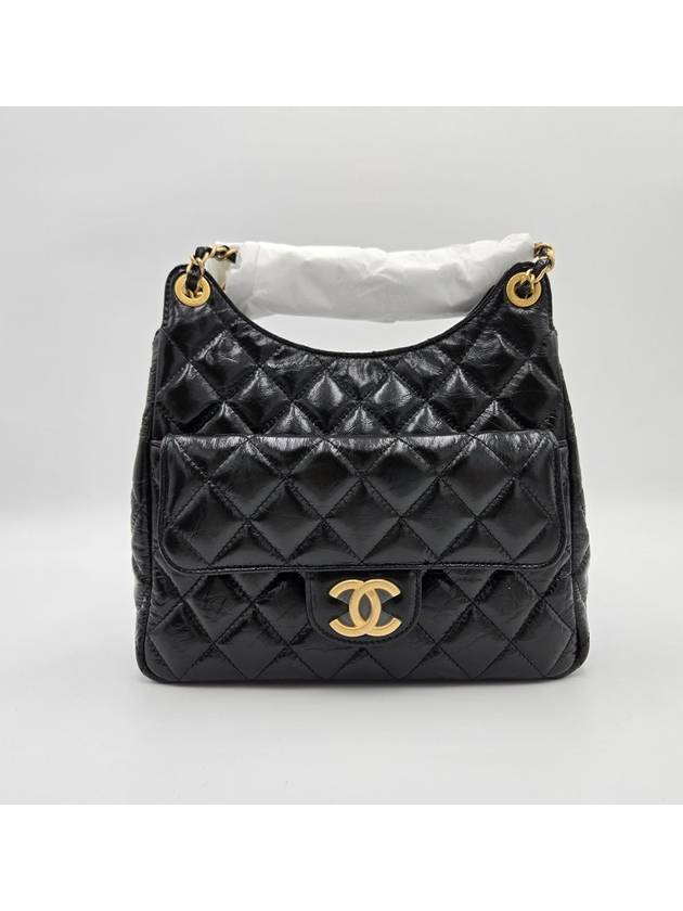 Hobo Handbag Shiny Crumpled Calfskin Gold Black - CHANEL - BALAAN 5