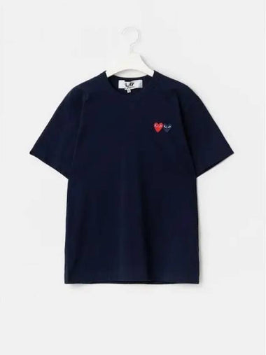 Unisex Double Heart Wappen T Shirt Navy Domestic Product GM0024051646995 - COMME DES GARCONS PLAY - BALAAN 1