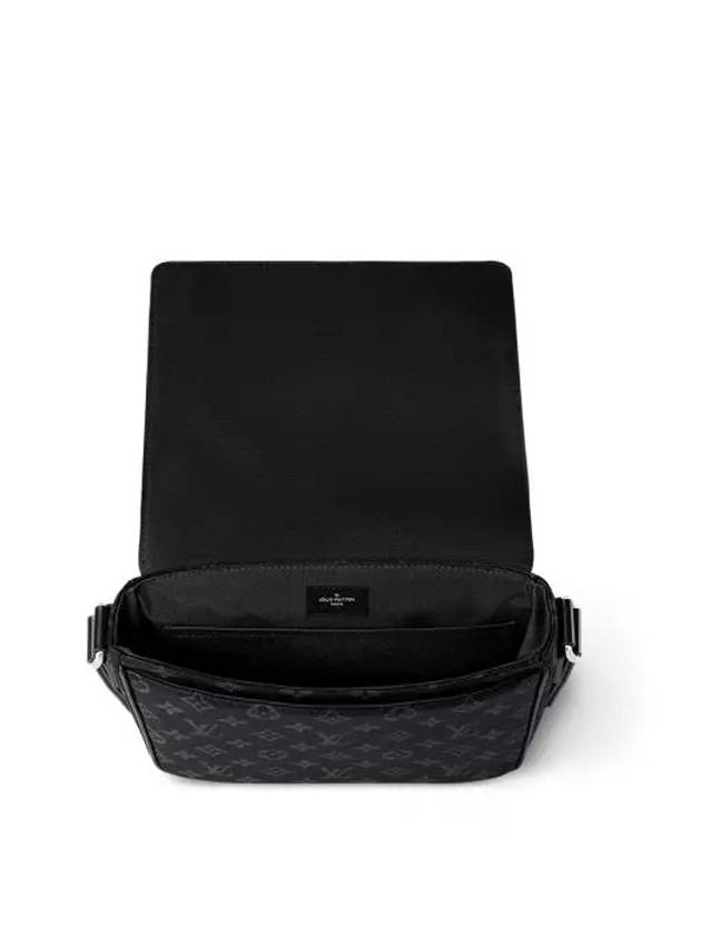 District PM Messenger Bag Black - LOUIS VUITTON - BALAAN 6