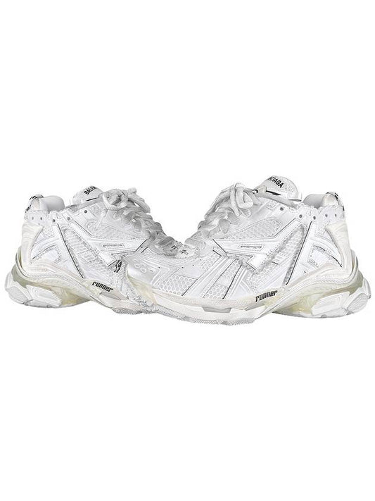 Runner Low Top Sneakers White - BALENCIAGA - BALAAN 2