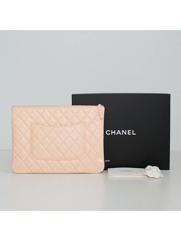 Classic Gold Logo Medium Caviar Clutch Bag Beige - CHANEL - BALAAN 3