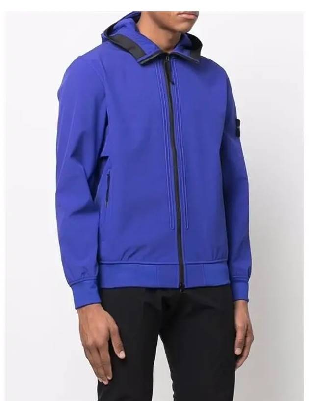 Wappen Patch Soft Shell Hooded Jacket Blue - STONE ISLAND - BALAAN 8