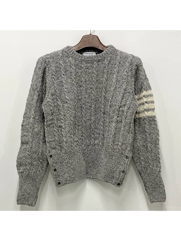 Donegal Twist Cable 4-Bar Classic Crewneck Knit Top Light Grey - THOM BROWNE - BALAAN 3