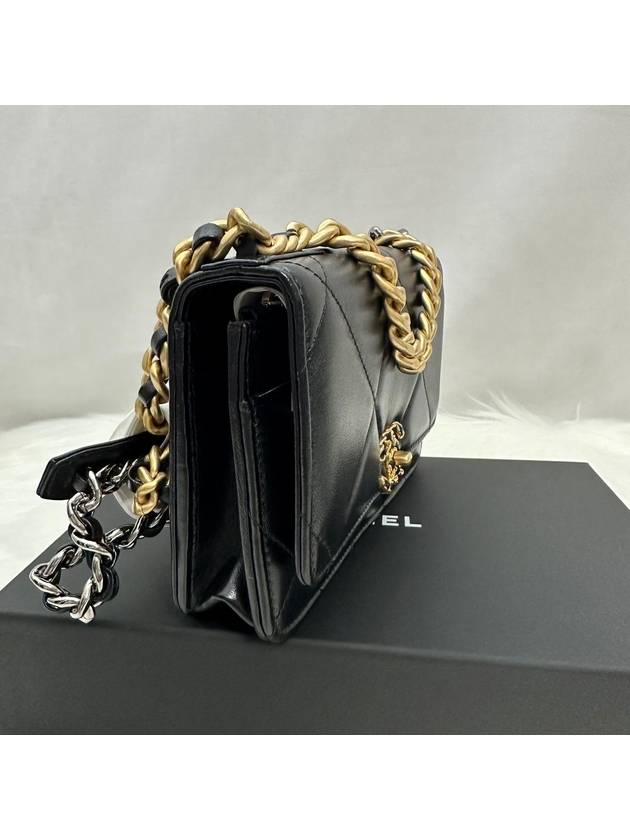 Women s 19 Bag WOC Top Handle Logo Leather Mini Gold Plated Black - CHANEL - BALAAN 3