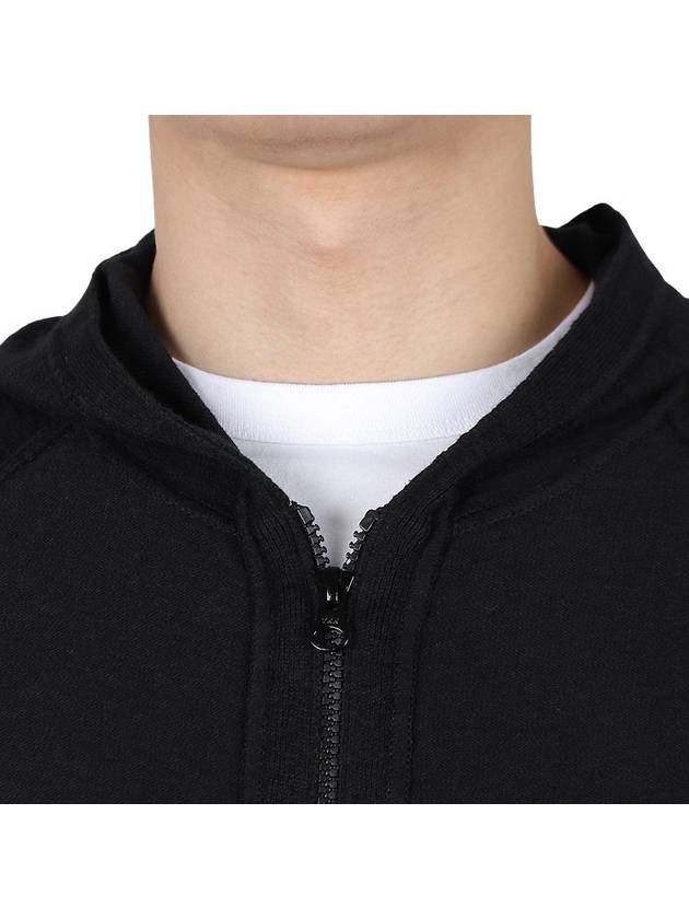 Logo Patch Zip Up Hoodie Black - STONE ISLAND - BALAAN 8