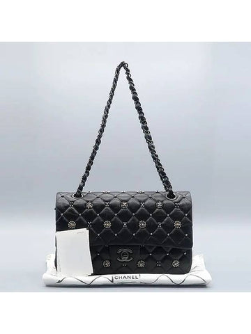 A01112 Black Calfskin Classic Medium Coco Crush Bead Decorated Flap Chain Shoulder Bag - CHANEL - BALAAN 1