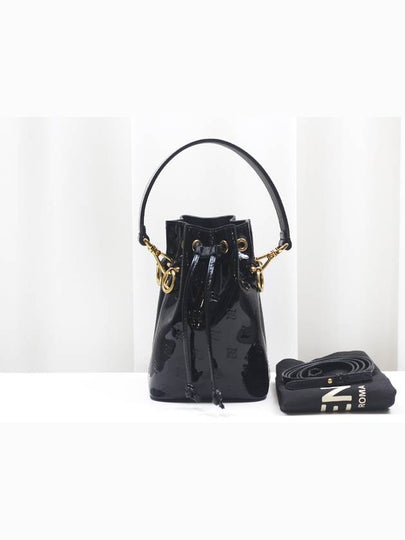 Montresor patent shoulder bucket bag 8BS010 - FENDI - BALAAN 2