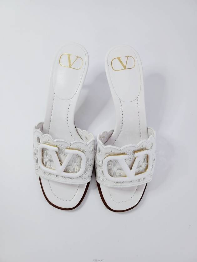 Used luxury goods DHLUX V logo white women s sandals 37 235 - VALENTINO - BALAAN 8