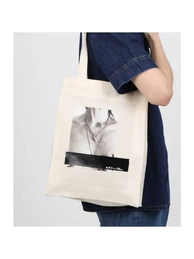 Men's x Natacha Ramsay Levi Contemplation Tote Bag Ecru - A.P.C. - BALAAN 1