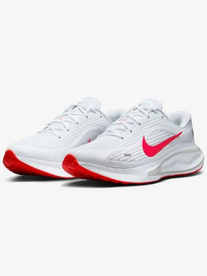 Journey Run Low Top Sneakers White - NIKE - BALAAN 2