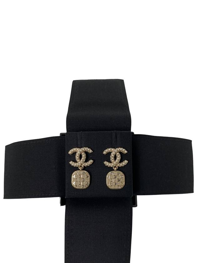 Earrings CC Logo Gold Crystal Drop Square Earrings AB6560 - CHANEL - BALAAN 7