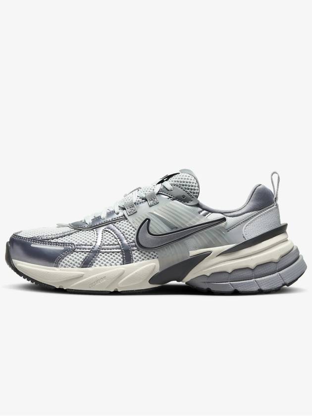 V2K Run Low Top Sneakers Pure Platinum Wolf Grey - NIKE - BALAAN 2