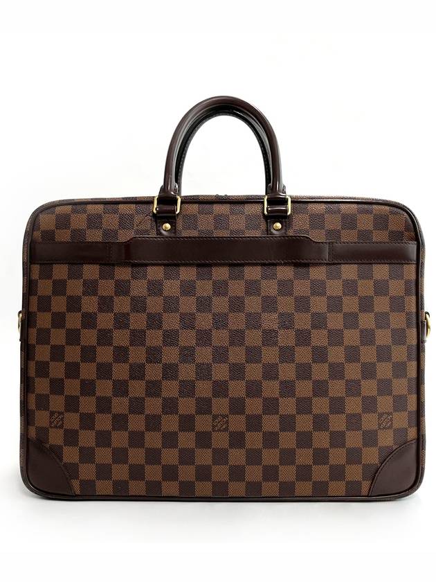 Epi Porto Document Jour Business Case - LOUIS VUITTON - BALAAN 4