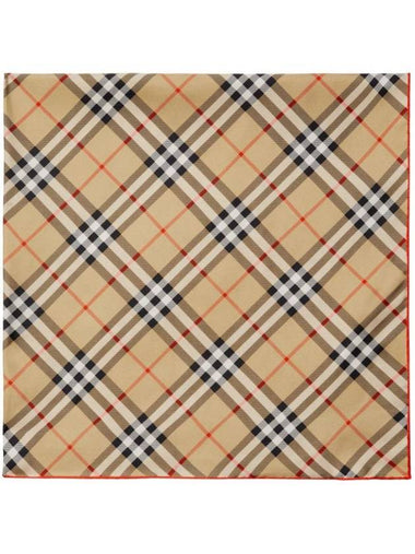 Vintage Check Silk Muffle Beige - BURBERRY - BALAAN 1