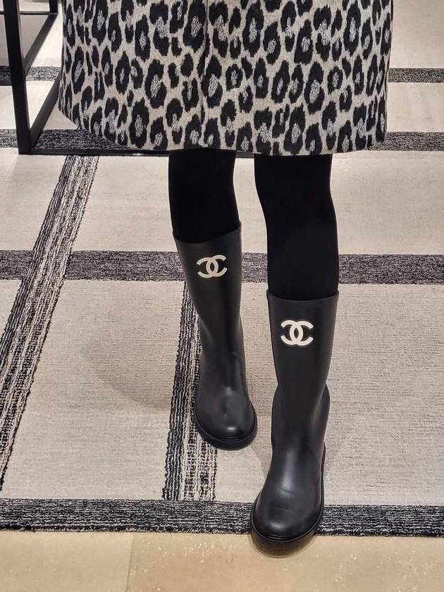 CC Logo Caoutchouc Rain Boots Black - CHANEL - BALAAN 2