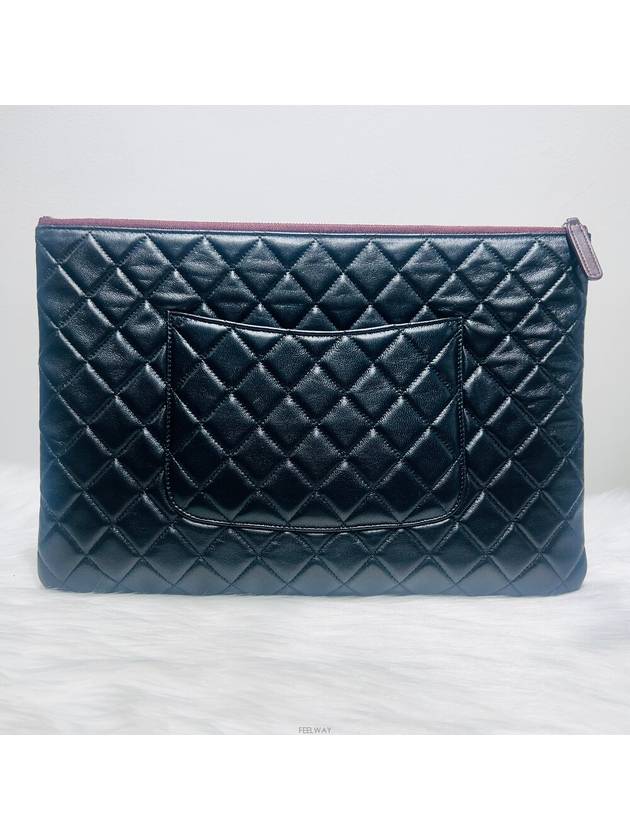 women clutch bag - CHANEL - BALAAN 3