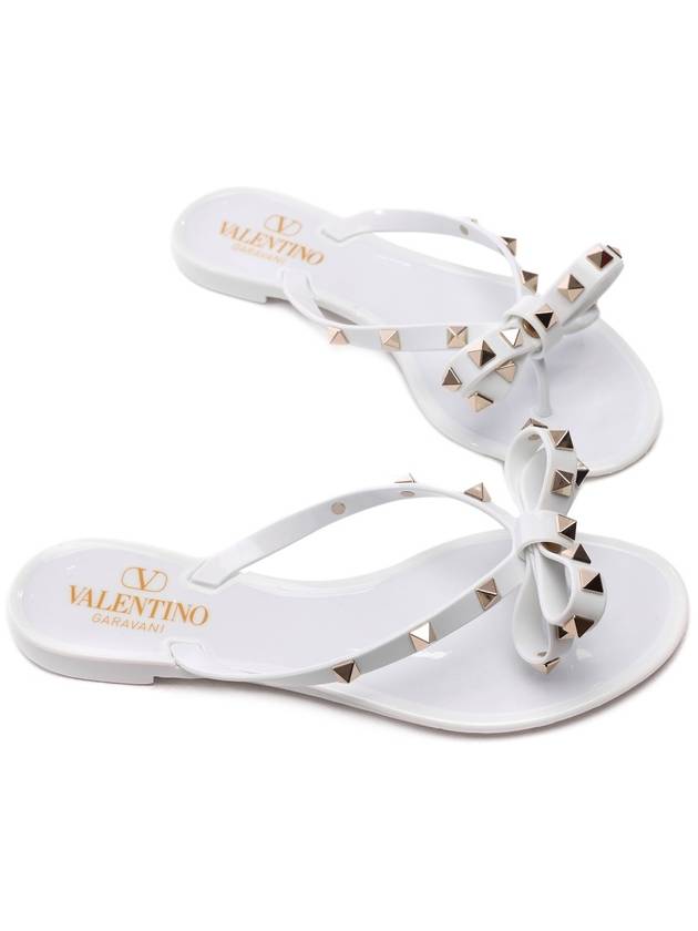 Rubber Rockstud Flip Flops White - VALENTINO - BALAAN 6