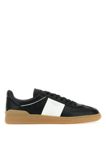 Logo Band Low-Top Sneakers Black - VALENTINO - BALAAN 1