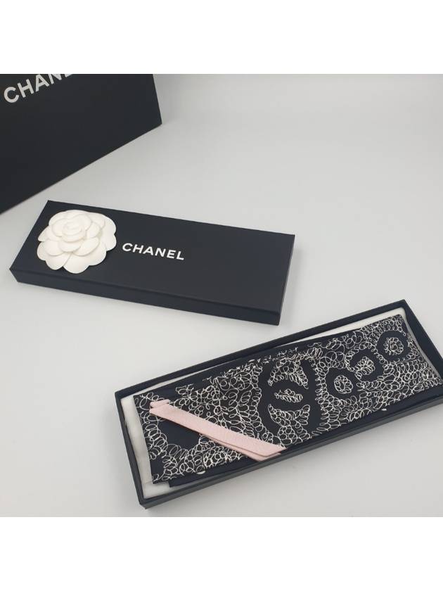 Women s Logo Muffler Black AAA372 - CHANEL - BALAAN 4