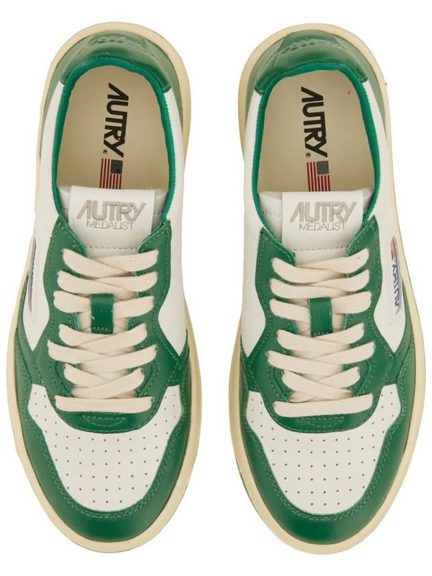 Women's Medalist Green Tab Leather Low Top Sneakers White - AUTRY - BALAAN 9