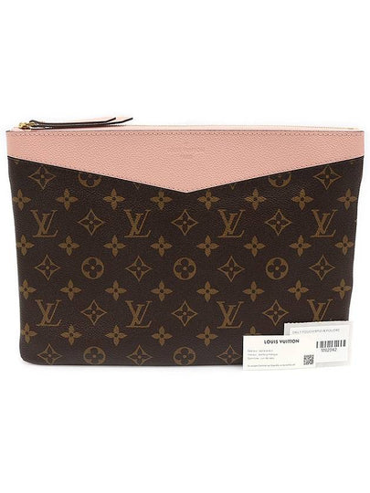 M62942 Rose Powder Monogram Canvas Daily Pouch Clutch - LOUIS VUITTON - BALAAN 2