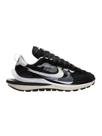 Sakai Vapor Waffle Sneakers Black White - NIKE - BALAAN 1